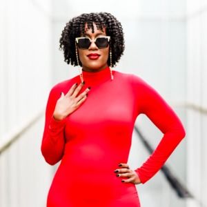 Meet your Posher, Janelle